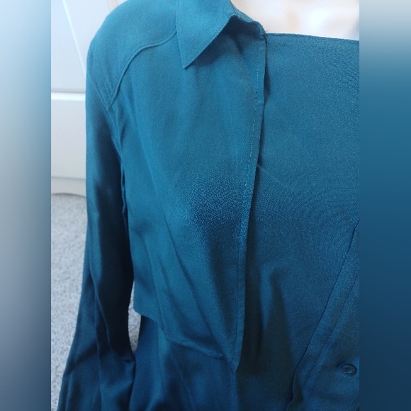 Rebecca Minkoff asymmetrical button up epaulets silk green Blouse sz. 6 - Picture 5 of 8